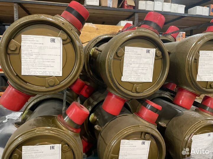 Гидроцилиндр на полуприцеп