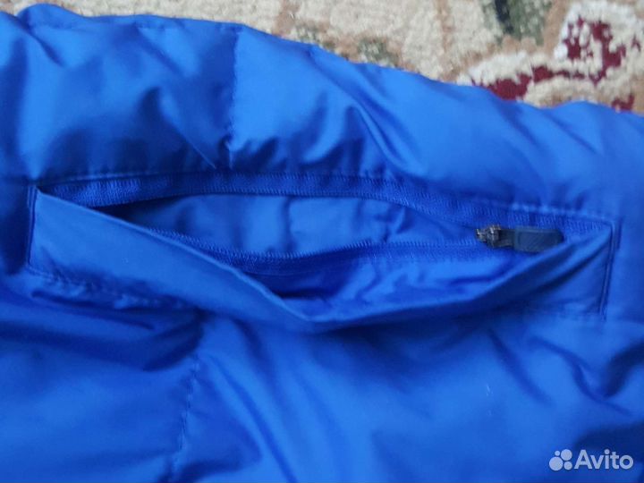 Городской пуховик. adidas