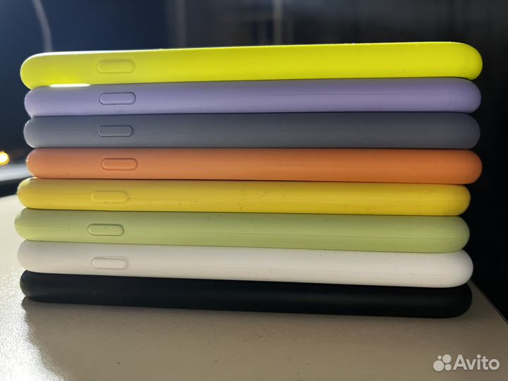 Чехлы на iPhone 7,8