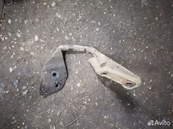 Кронштейн двигателя Daewoo matiz