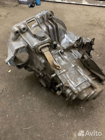 Коробка передачи кпп Калина 1 кулисная с дефектом