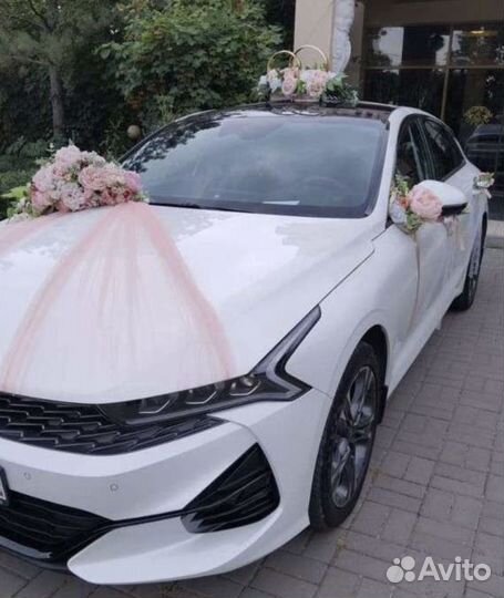 Прокат свадебного украшения на авто