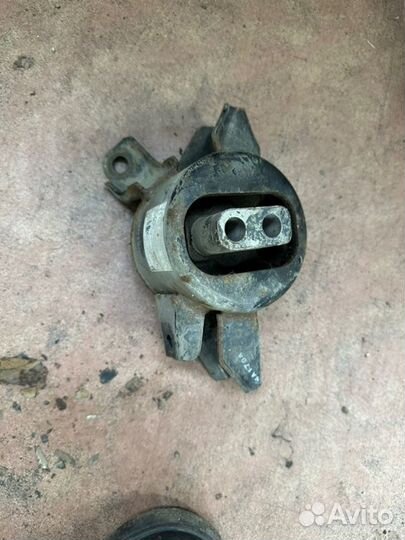 Подушка АКПП Hyundai I30 GD 1.6 G4FG 2012-2017