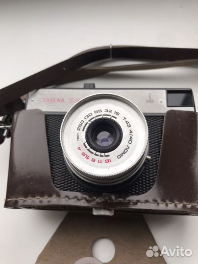 Плёночный фотоаппарат смена из СССР