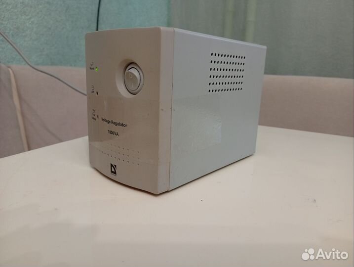 Стабилизатор напряжения defender AVR real 1000VA