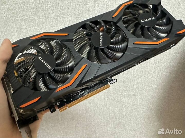 Видеокарта GTX 1070 Gigabyte Windforce