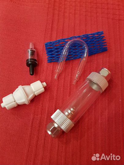 Термометр, обратный клапан