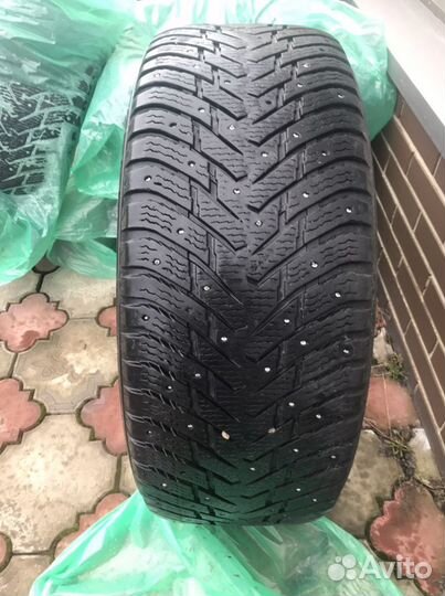 Nokian Tyres Hakkapeliitta 8 SUV 285/60 R18