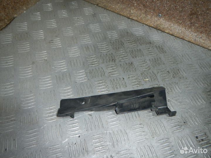 Кронштейн фары правой, Hyundai (Хендэ) -solaris (1