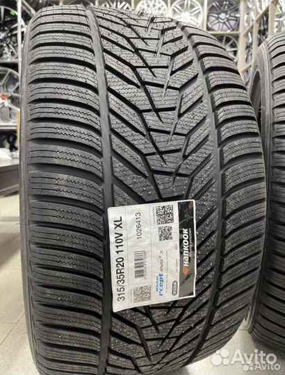 Hankook Winter I'Cept Evo 3 W330A 275/40 R20 и 315/35 R20 110V
