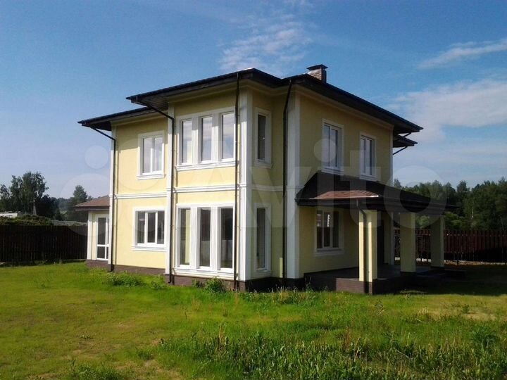 Дом 226 м² на участке 12 сот.