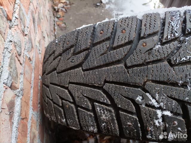 Hankook Winter I'Pike 215/65 R16