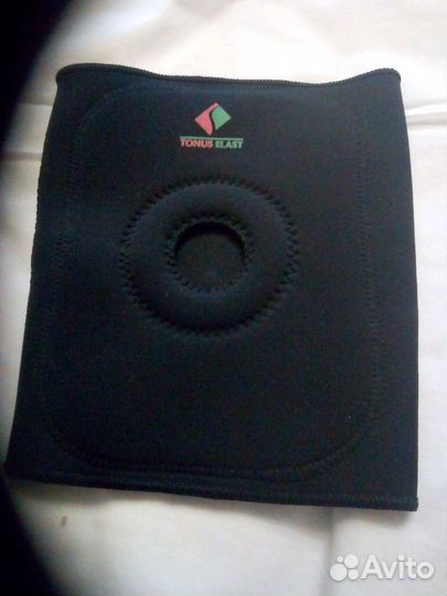 Наколенник