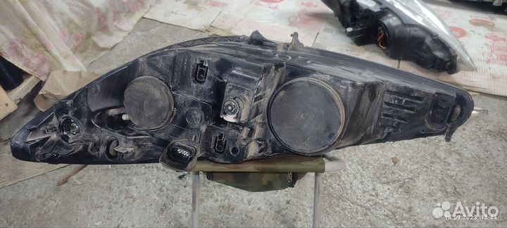 Комплект фар Peugeot 408 (2012)