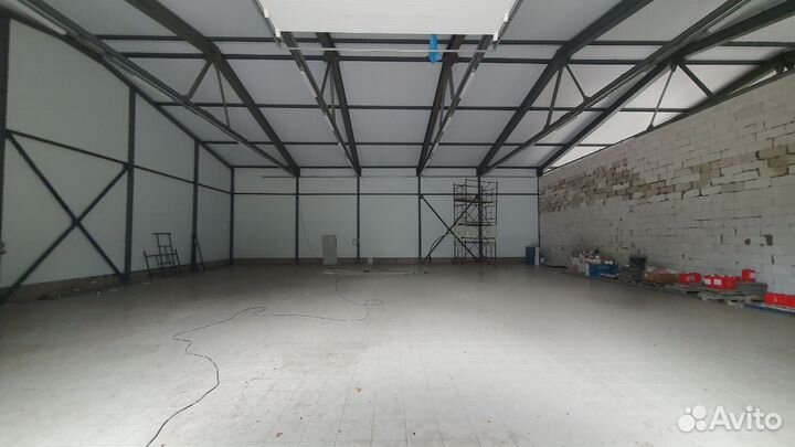 Размещение маломерного судна в теплом ангаре