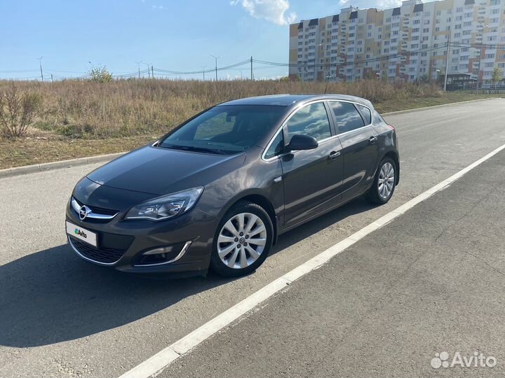 Opel Astra 1.6 МТ, 2012, 130 000 км