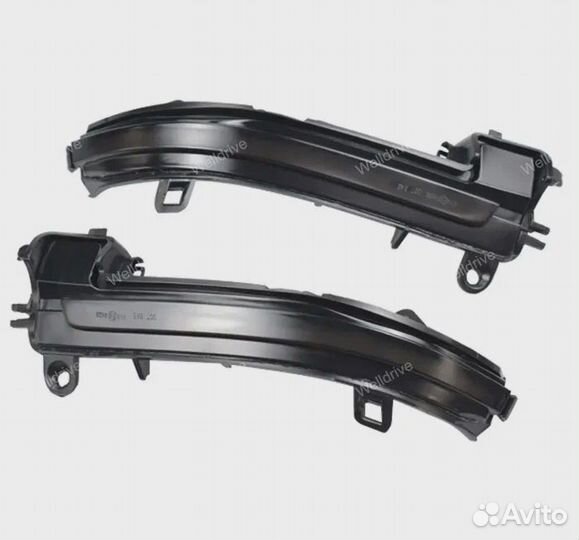 Поворотники в зеркала BMW 2 F22 F23 LED черные