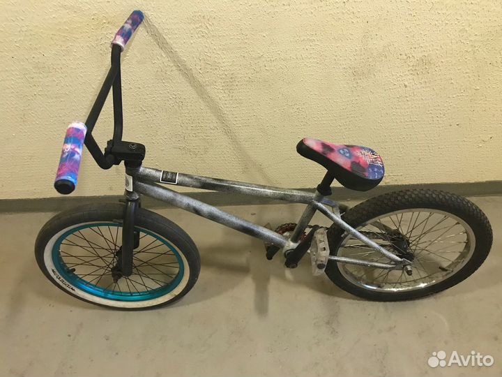 Трюковой велосипед bmx