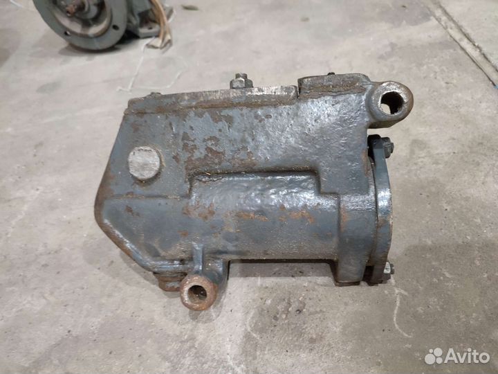 Ручной насос родник