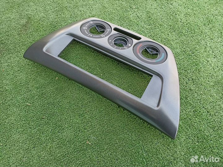 Накладка консоли Mitsubishi Lancer 9 универсал 1.6