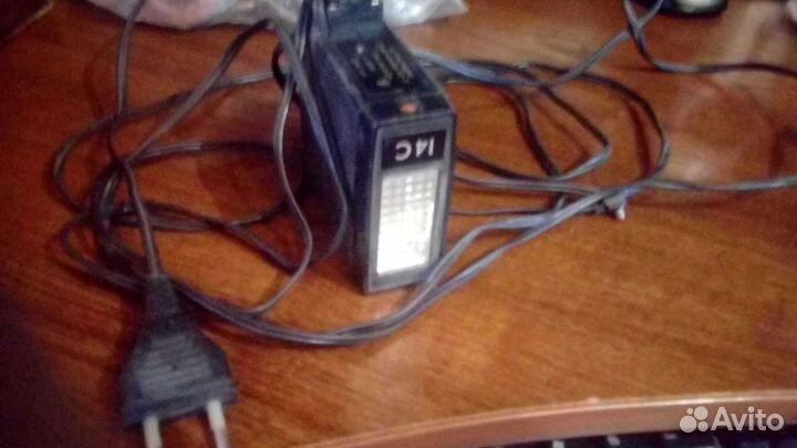 Фотовспышка и фотоаппарат СССР