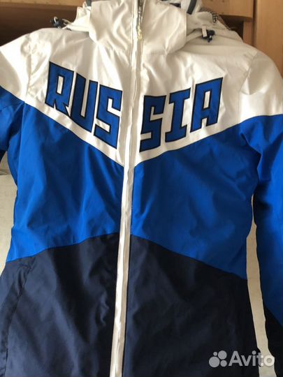 Горнолыжный костюм