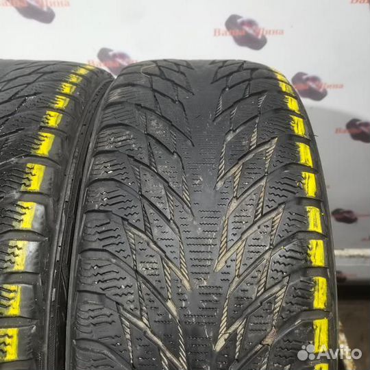 Nokian Tyres Hakkapeliitta R2 215/55 R16