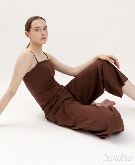 Коричневый комбинезон bershka