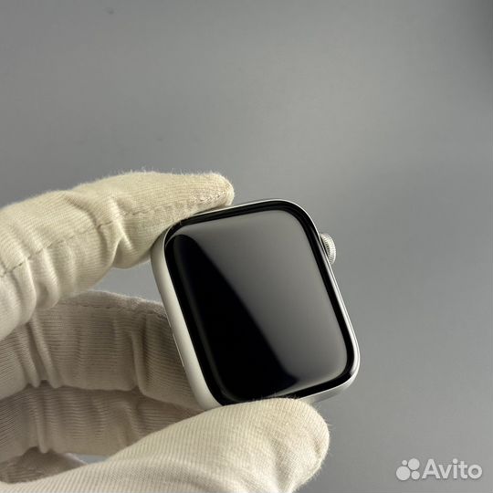 Apple Watch SE 44mm 2e поколение (2022)