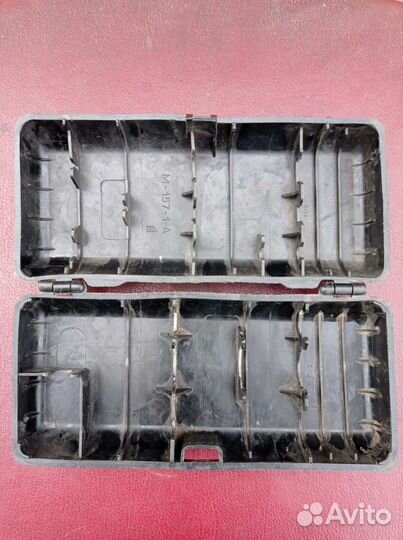 Инструментальная оригинальная коробка на Ваз 2101