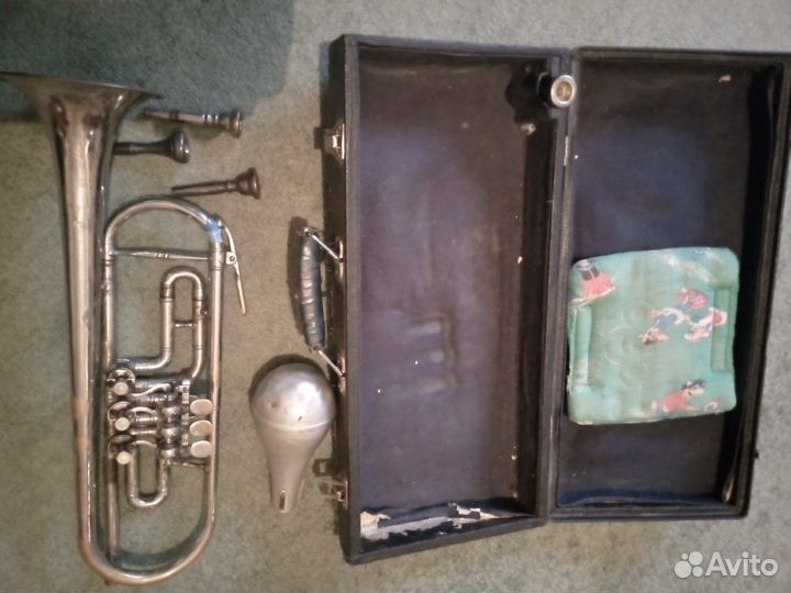 Труба музыкальный инструмент