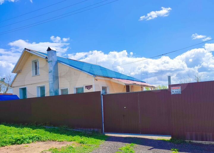 Дом 237 м² на участке 35 сот.