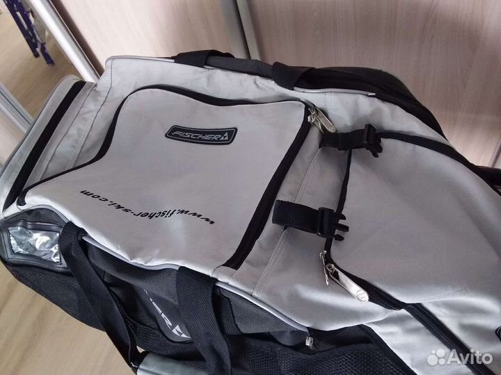 Спортивная сумка на колёсах