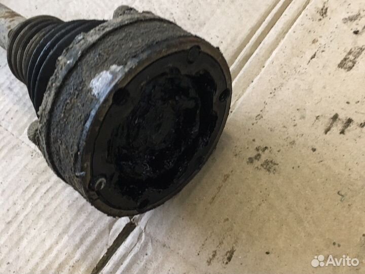 Привод передний левый Skoda Octavia A5 (3318)