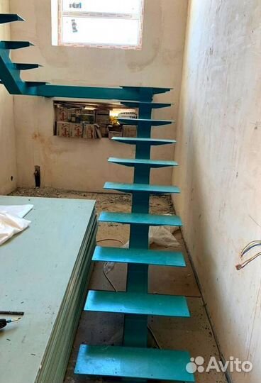 Перила деревянные для лестниц