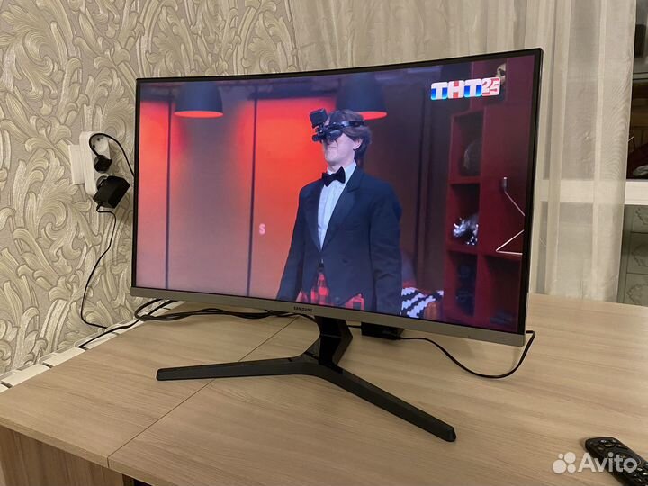 Монитор samsung 27 изогнутый