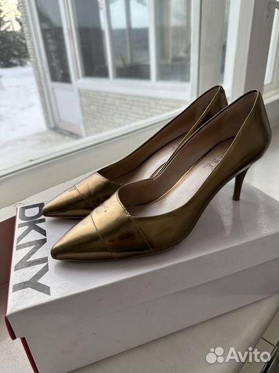 Туфли dkny 38 размер