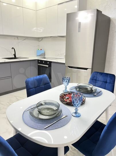 2-к. квартира, 42,5 м², 8/16 эт.