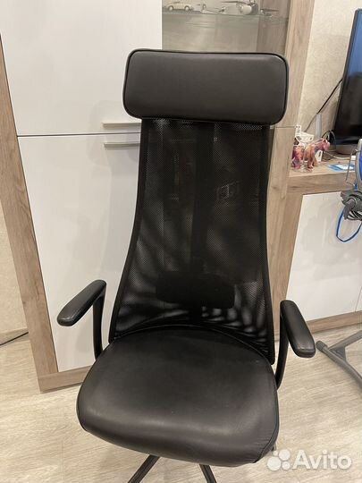 Компьютерный стул Икеа эрвфьеллет