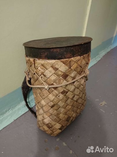 Корзина - рюкзак для грибов (из плетения)