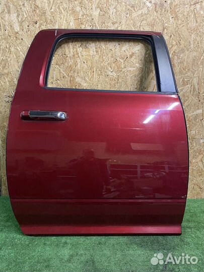 Dodge RAM дверь задняя правая 2009+
