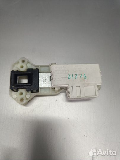 Замок люка(убл) стир.машины Indesit WG435TP