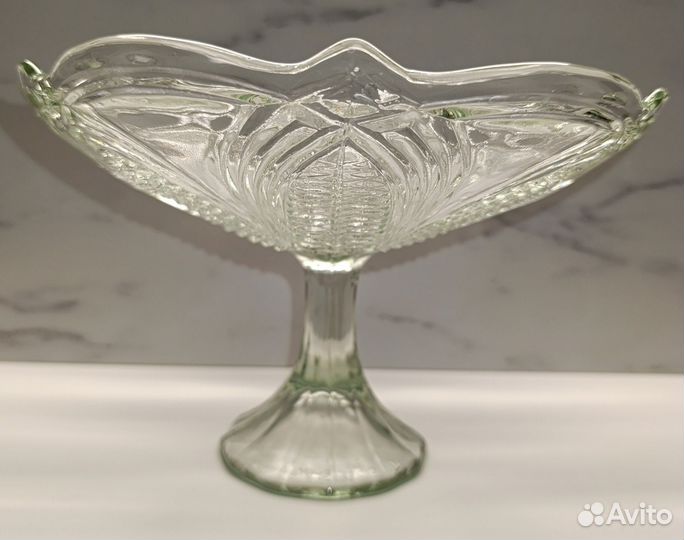 Ваза на ножке СССР (целая)