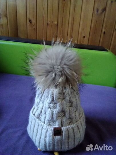 Шапка вязанная женская