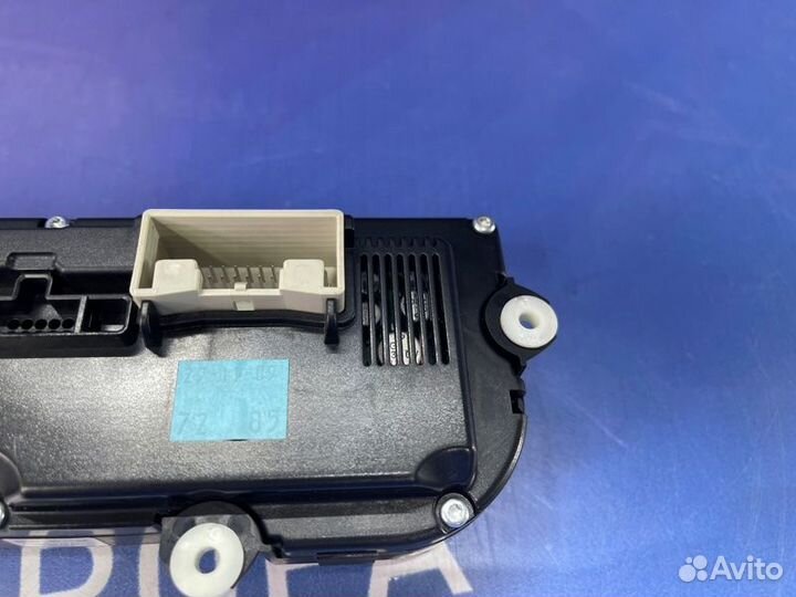 Блок управления климат-контролем Volkswagen Tiguan