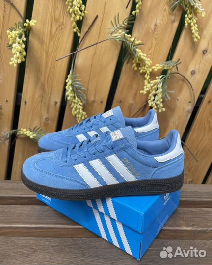 Adidas spezial