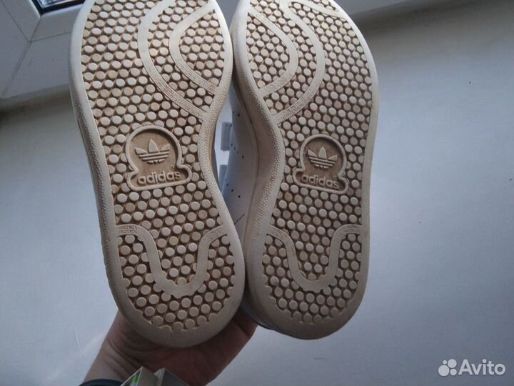 Кроссовки adidas stan smith р 29