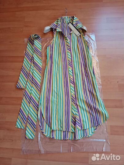 Новое стильное платье -рубашка Франция