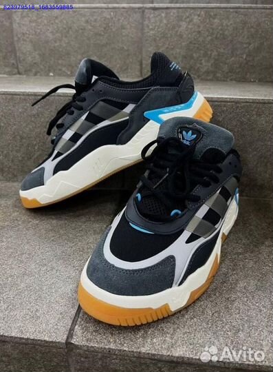 Кроссовки Adidas