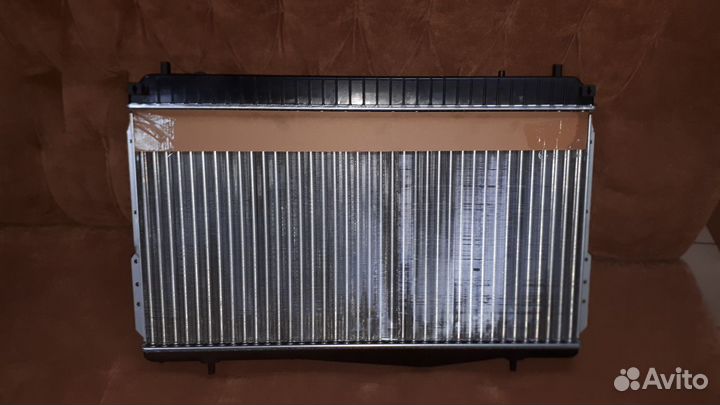 Радиатор на Шевроле Лачети